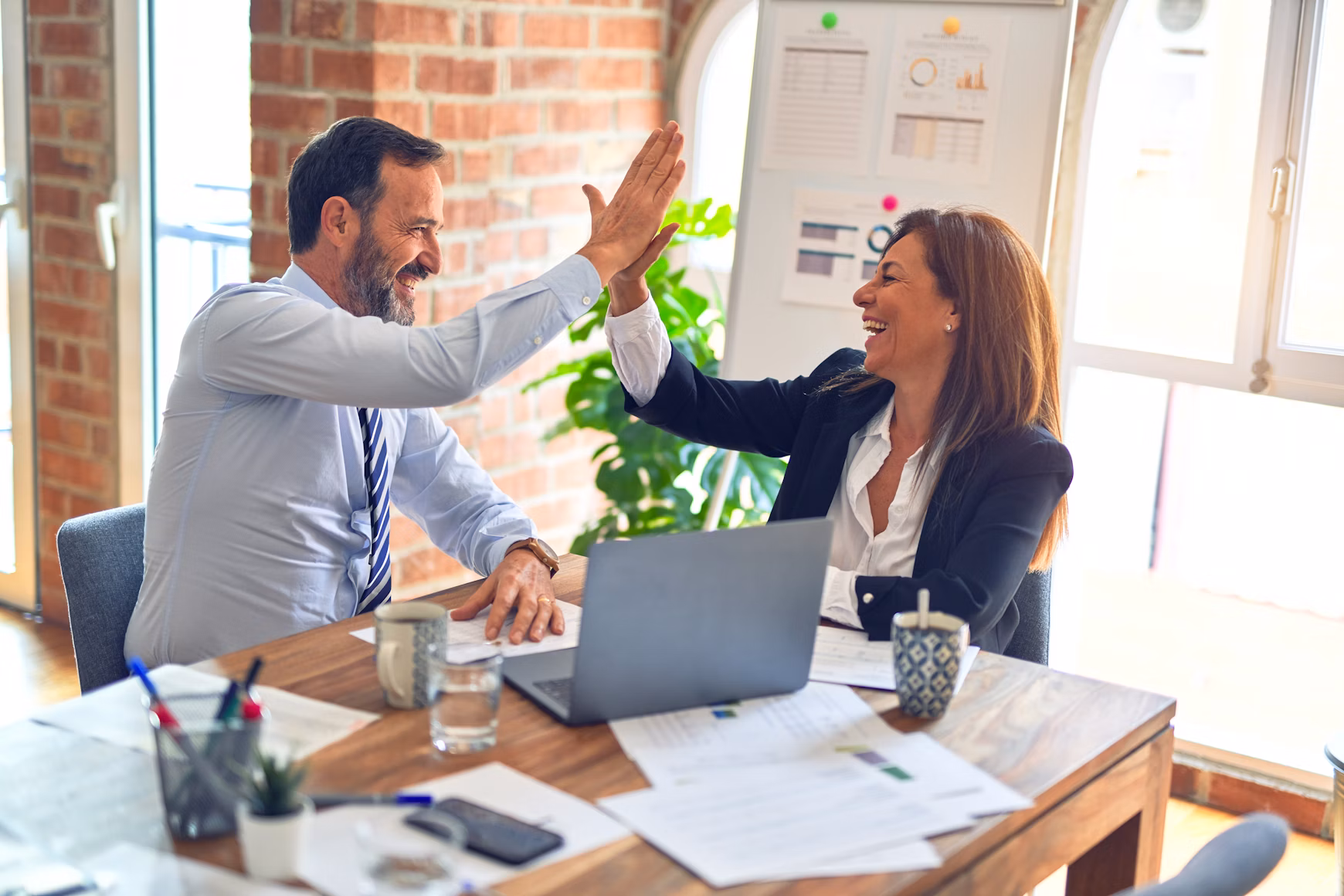 企業向け人材マッチングシステム
